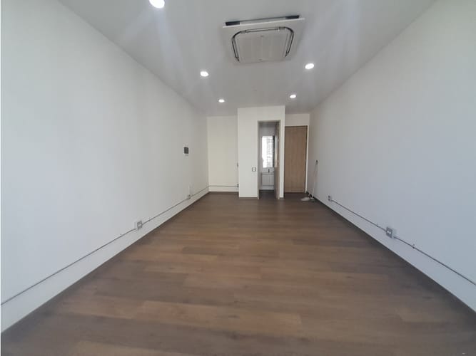 Oficina en venta en El Campestre, Medellín, 33 m² · foto 5 de 6