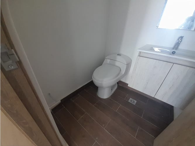 Oficina en venta en El Campestre, Medellín, 33 m² · foto 6 de 6