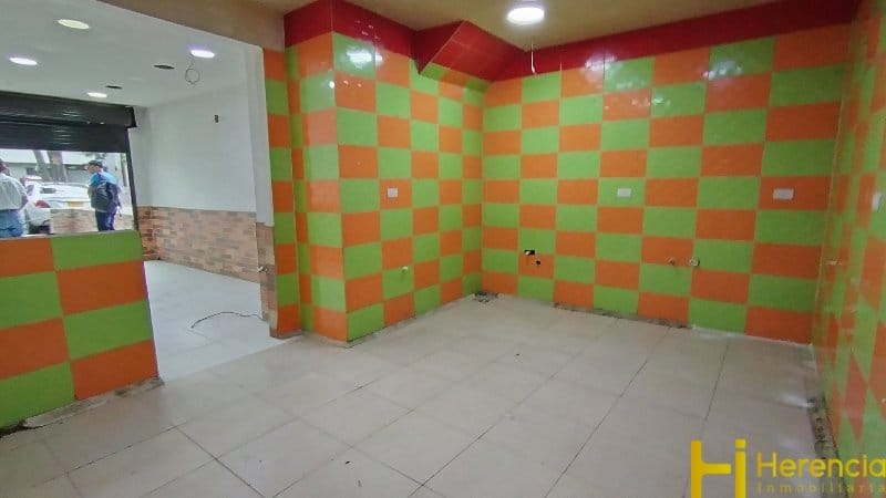 Local en arriendo en El Rincón, Medellín, 45 m² · foto 10 de 17