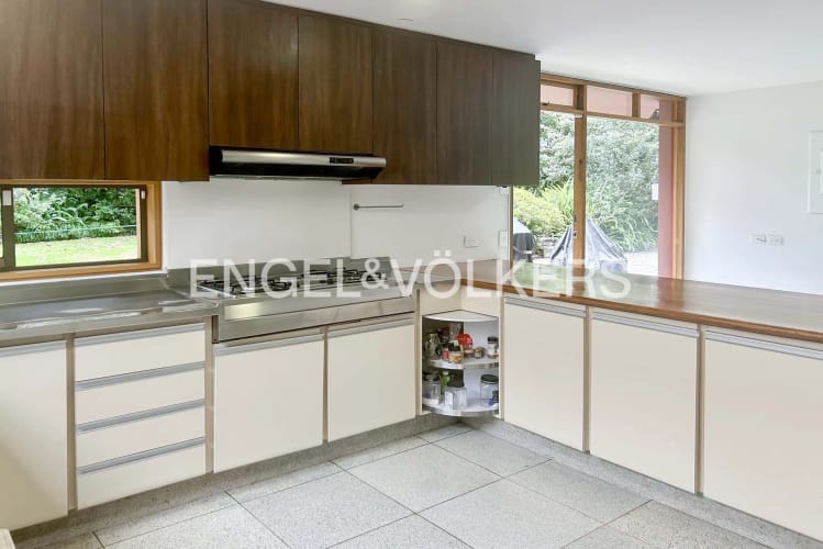 Casa de 3 alcobas en venta en Santa Ana, Bogotá, 450 m² · foto 9 de 17