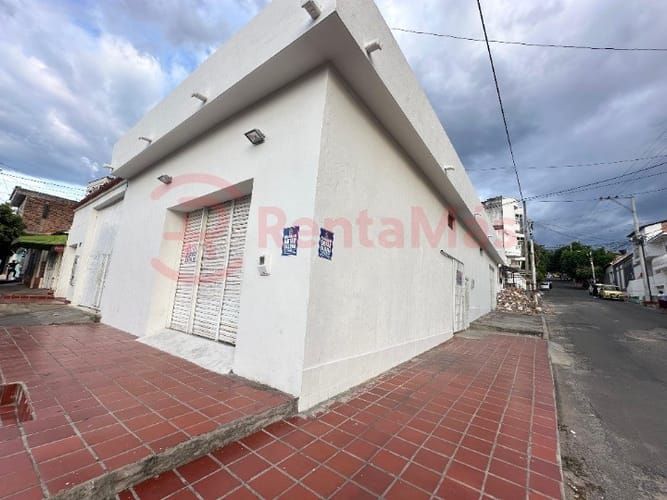 Bodega en arriendo en El Llano, Cúcuta, 250 m² · foto 2 de 5
