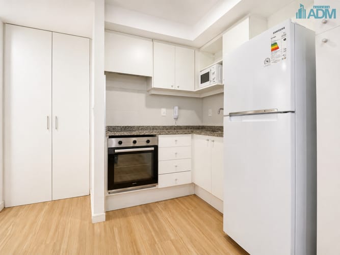 Apartamento de 2 Dormitorios Alquiler Anual, Playa Brava, Punta del Este · Foto 8