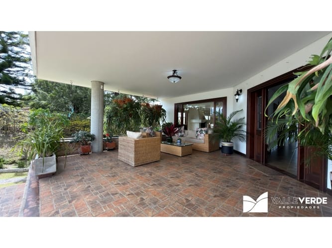 Casa de 5 alcobas en venta en Llano Grande, Rionegro, 800 m² · foto 3 de 24