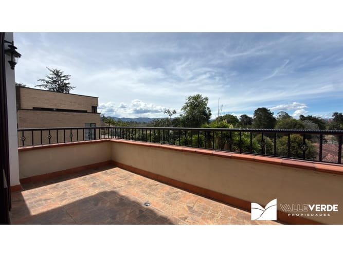 Casa de 5 alcobas en venta en Llano Grande, Rionegro, 800 m² · foto 9 de 24