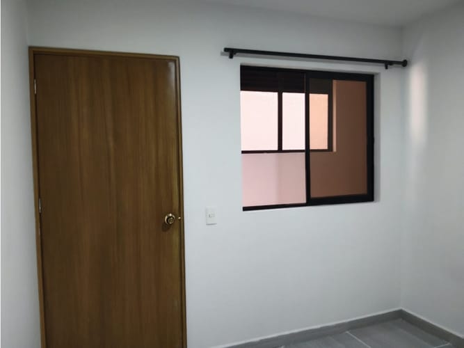 Apartamento de 3 alcobas en arriendo en Villanueva, Medellín, 96 m² · foto 5 de 14
