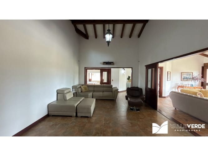 Casa de 5 alcobas en venta en Llano Grande, Rionegro, 800 m² · foto 14 de 24