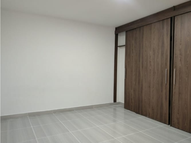 Apartamento de 3 alcobas en arriendo en Villanueva, Medellín, 96 m² · foto 9 de 14