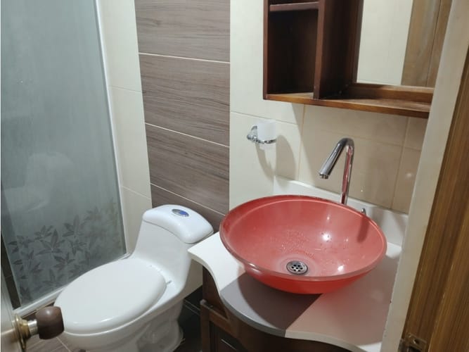 Apartamento de 3 alcobas en arriendo en Villanueva, Medellín, 96 m² · foto 13 de 14