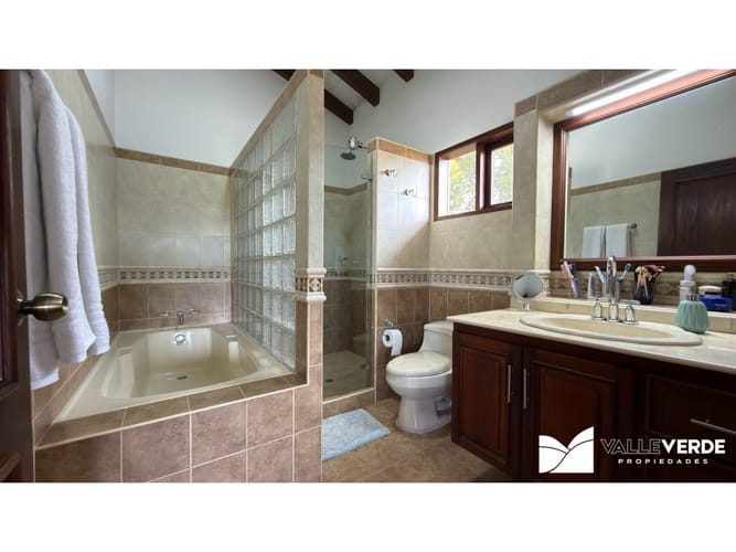 Casa de 5 alcobas en venta en Llano Grande, Rionegro, 800 m² · foto 24 de 24