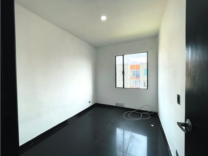 Apartamento de 3 alcobas en venta en Parque Campestre, Soacha, 60 m² · foto 9 de 18