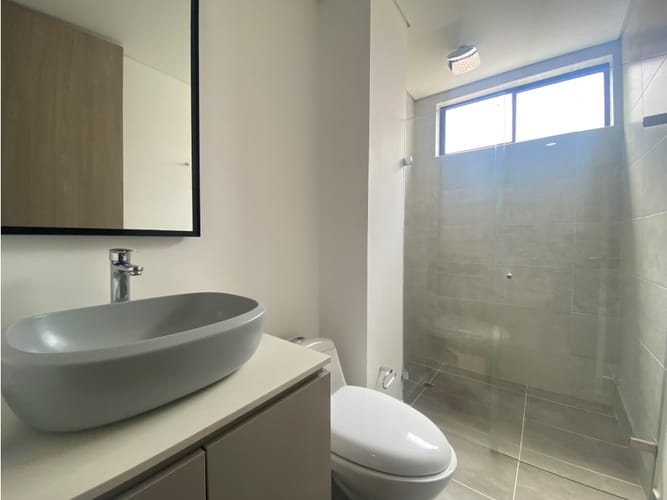 Apartamento de 3 alcobas en arriendo en La Castellana, Medellín, 91 m² · foto 11 de 13