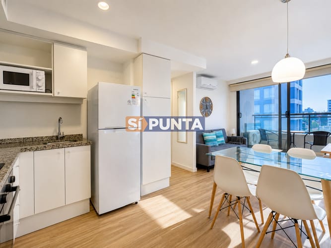 Alquiler anual Moderno Apartamento de 2 Dormitorios, Playa Brava, Punta del Este · Foto 6