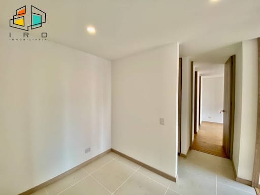 Apartamento de 3 alcobas en arriendo en Ciudad Del Río, Medellín, 92 m² · foto 11 de 24