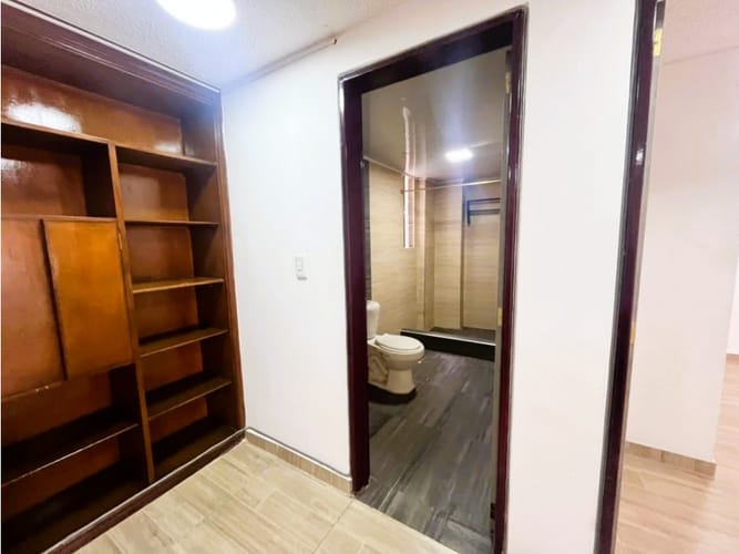 Apartamento de 2 alcobas en venta en Las Aguas, Bogotá, 80 m² · foto 8 de 19