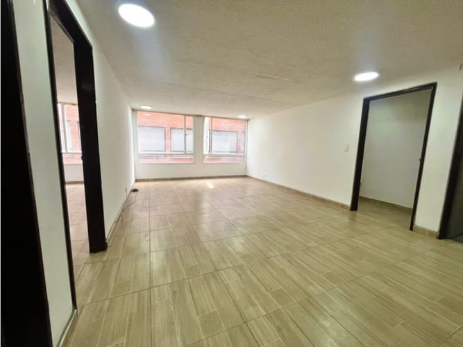 Apartamento de 2 alcobas en venta en Las Aguas, Bogotá, 80 m² · foto 9 de 19