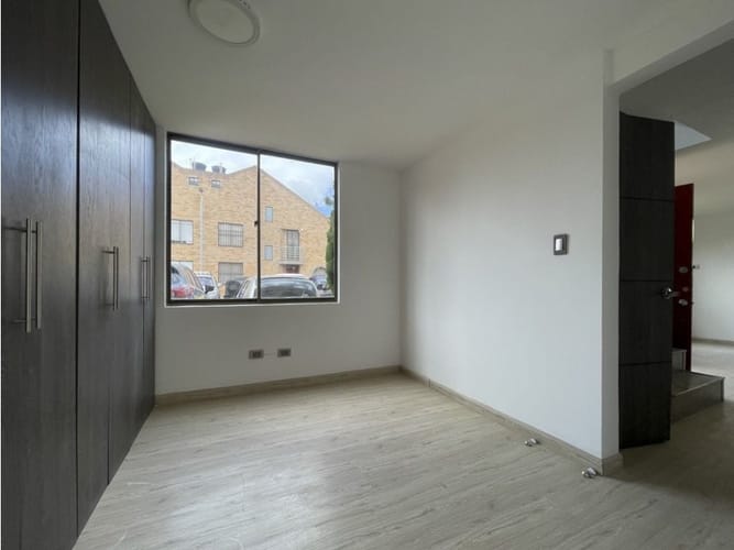 Casa de 3 alcobas en venta en Cr Porton De Mallorca Et I, Mosquera, 127 m² · foto 7 de 14