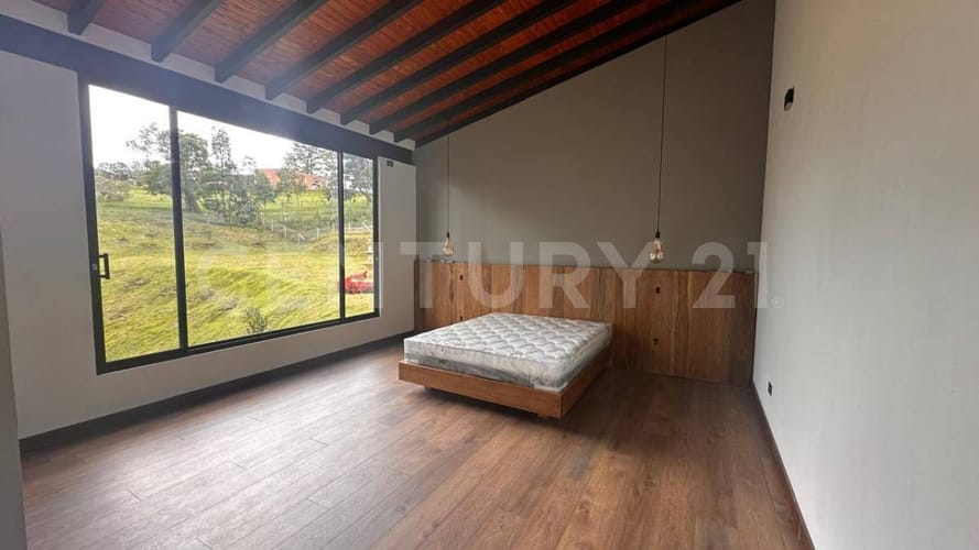 Casa de 3 alcobas en venta en Pantanillo, El Retiro, 282 m² · foto 15 de 24