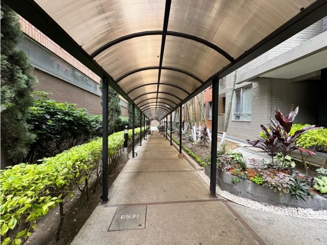 Apartamento de 3 alcobas en venta en Bella Suiza, Bello, 71 m² · foto 3 de 15