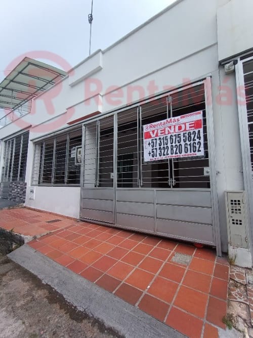 Casa de 3 alcobas en venta en Los Vados, Los Patios, 180 m² · foto 2 de 23