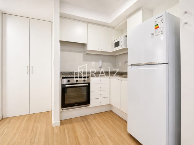 Alquiler anual Moderno Apartamento de 2 Dormitorios, Playa Brava, Punta del Este · Photo 8