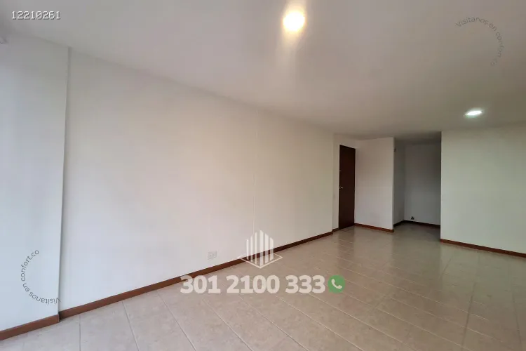Apartamento de 2 alcobas en arriendo en Patio Bonito, Medellín, 85 m² · foto 2 de 24