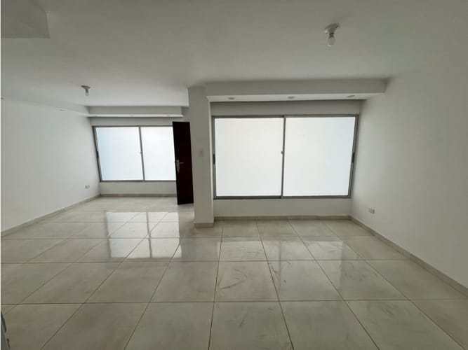 Casa de 3 alcobas en arriendo en Ciudad Jardin, Barranquilla, 140 m² · foto 2 de 18