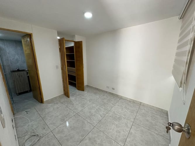 Apartamento de 2 alcobas en venta en La Esperanza, Marinilla, 50 m² · foto 6 de 9