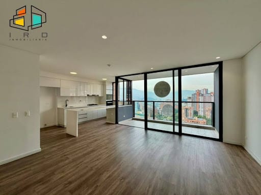 Apartamento de 2 alcobas en arriendo en Lalinde, Medellín, 95 m² · foto 2 de 24