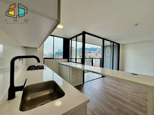 Apartamento de 2 alcobas en arriendo en Lalinde, Medellín, 95 m² · foto 10 de 24