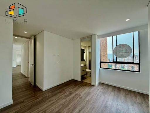 Apartamento de 2 alcobas en arriendo en Lalinde, Medellín, 95 m² · foto 21 de 24