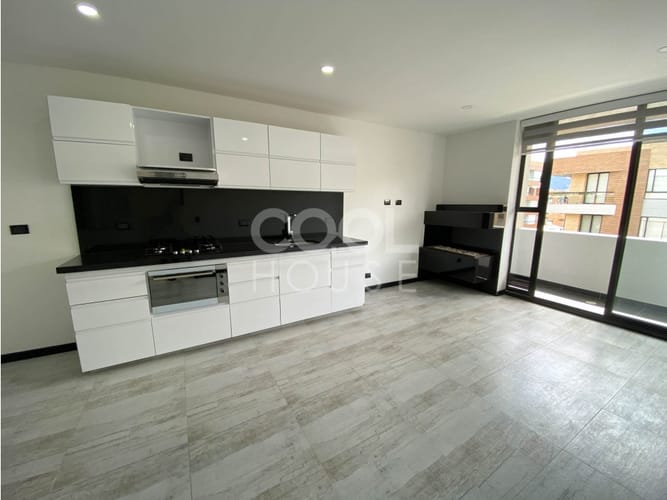Apartamento de 2 alcobas en venta en San Patricio, Bogotá, 72 m² · foto 2 de 13