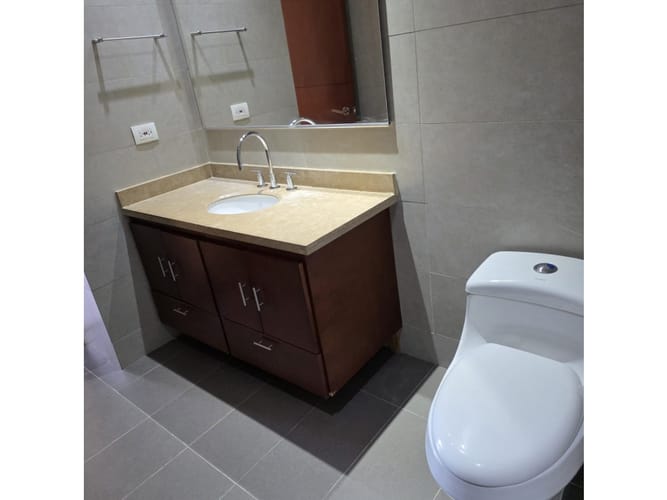 Apartamento de 1 alcoba en venta en Chico, Bogotá, 64 m² · foto 13 de 18