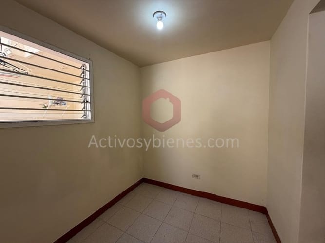 Casa de 5 alcobas en venta en Simon Bolivar, Medellín, 400 m² · foto 13 de 24