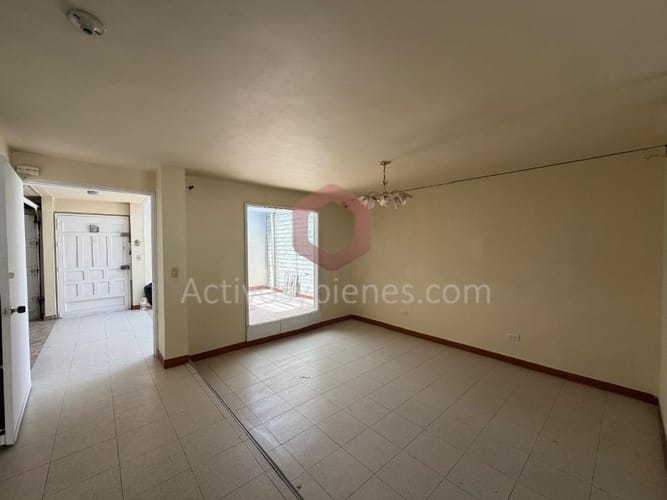Casa de 5 alcobas en venta en Simon Bolivar, Medellín, 400 m² · foto 14 de 24