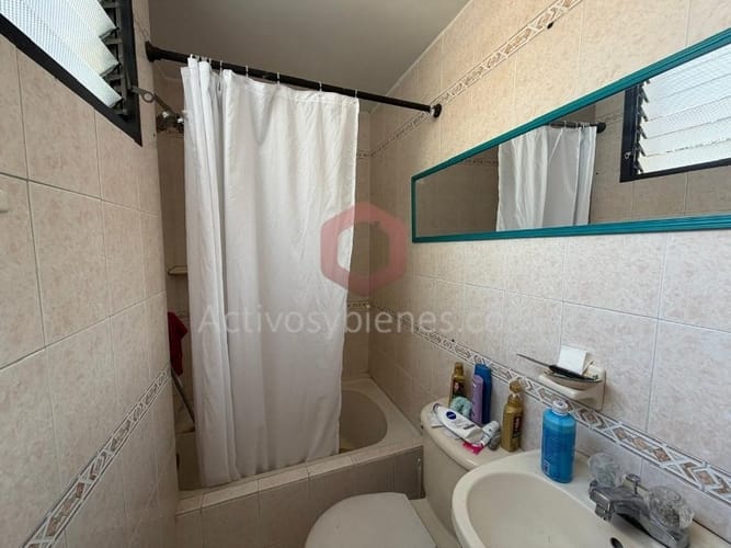 Casa de 5 alcobas en venta en Simon Bolivar, Medellín, 400 m² · foto 20 de 24