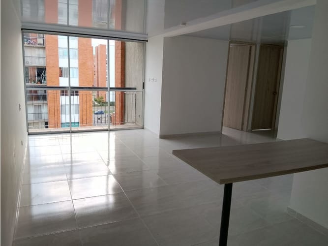 Apartamento de 2 alcobas en arriendo en Villa Fatima, Cali, 60 m² · foto 3 de 17