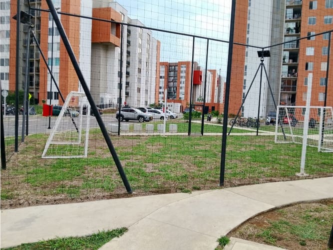 Apartamento de 2 alcobas en arriendo en Villa Fatima, Cali, 60 m² · foto 15 de 17