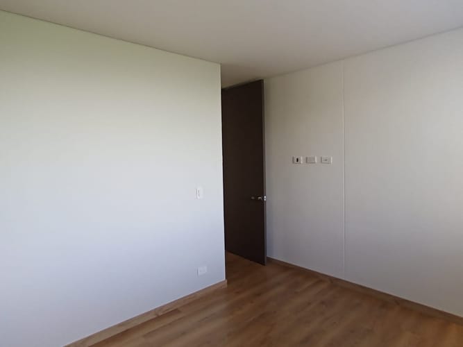Apartamento de 2 alcobas en arriendo en El Poblado, Medellín, 112 m² · foto 9 de 18