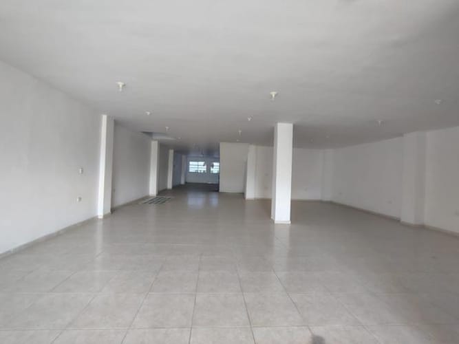 Local en arriendo en Centro, Piedecuesta, 200 m² · foto 3 de 9
