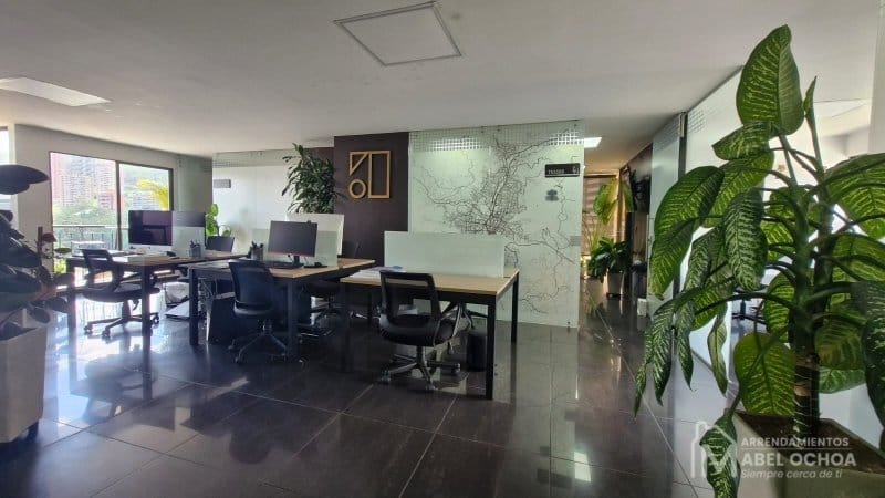 Oficina en arriendo en Los Naranjos, Medellín, 130 m² · foto 2 de 23