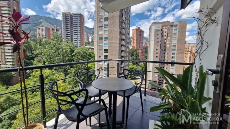 Oficina en arriendo en Los Naranjos, Medellín, 130 m² · foto 13 de 23