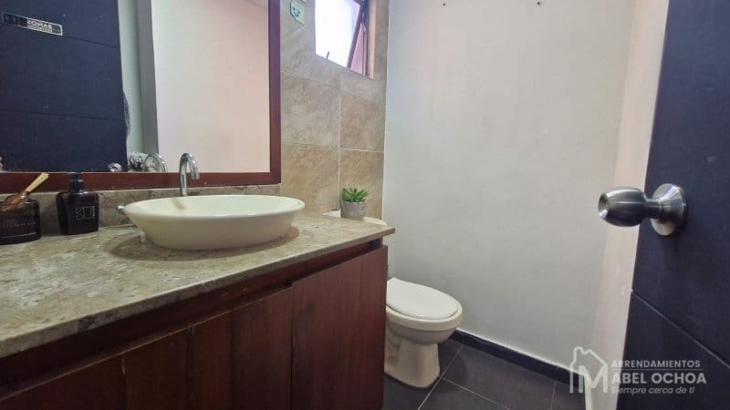 Oficina en arriendo en Los Naranjos, Medellín, 130 m² · foto 14 de 23