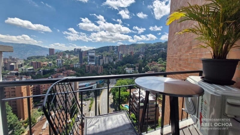 Oficina en arriendo en Los Naranjos, Medellín, 130 m² · foto 15 de 23