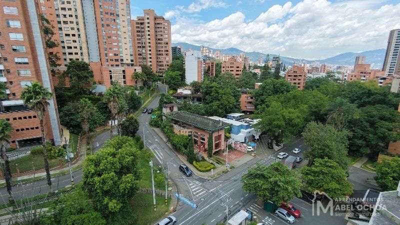 Oficina en arriendo en Los Naranjos, Medellín, 130 m² · foto 22 de 23