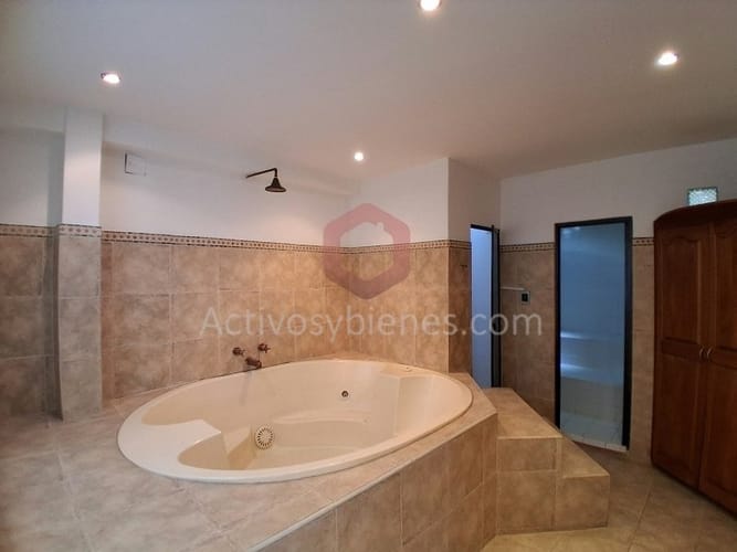 Apartamento de 3 alcobas en arriendo en Lorena, Medellín, 174 m² · foto 12 de 18
