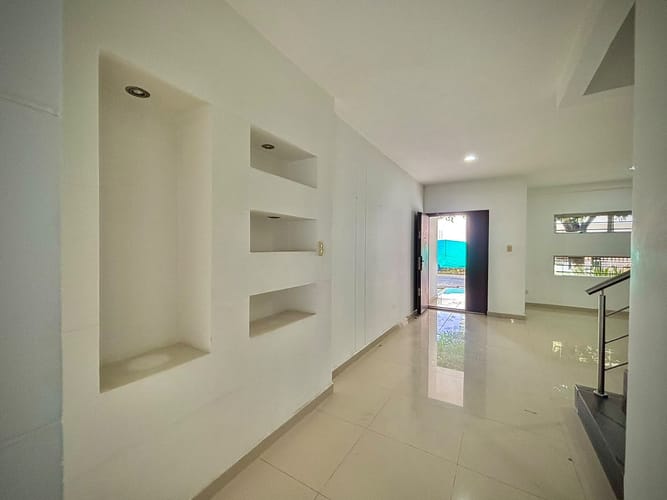Casa de 4 alcobas en venta en La Castellana, Montería, 246 m² · foto 15 de 16