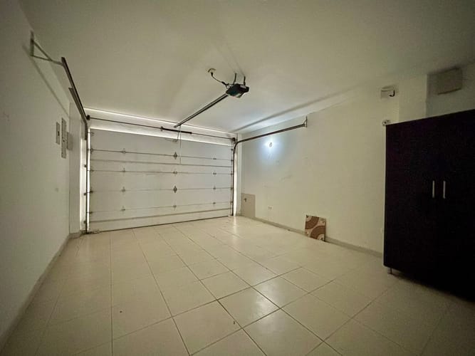 Casa de 4 alcobas en venta en La Castellana, Montería, 246 m² · foto 2 de 16
