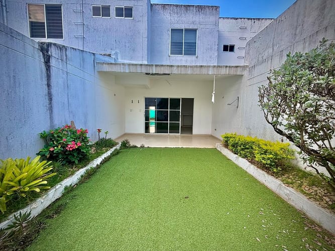Casa de 4 alcobas en venta en La Castellana, Montería, 246 m² · foto 9 de 16