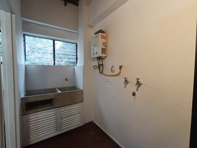 Apartamento de 4 alcobas en arriendo en Calasanz, Medellín, 77 m² · foto 4 de 20