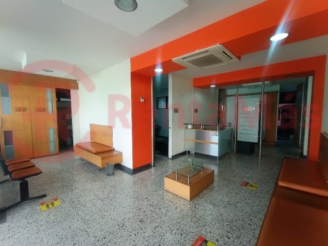 Local en arriendo en Libertadores, Cúcuta, 235 m² · foto 2 de 24